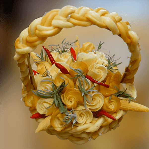 Syrová torta - kytica - košík